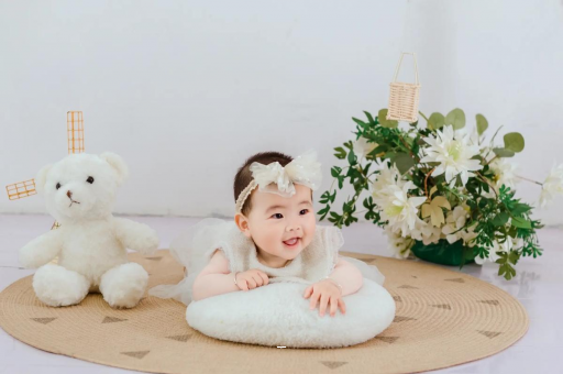 中国香港宝宝喜欢侧着睡 中国香港宝宝喜欢侧着睡